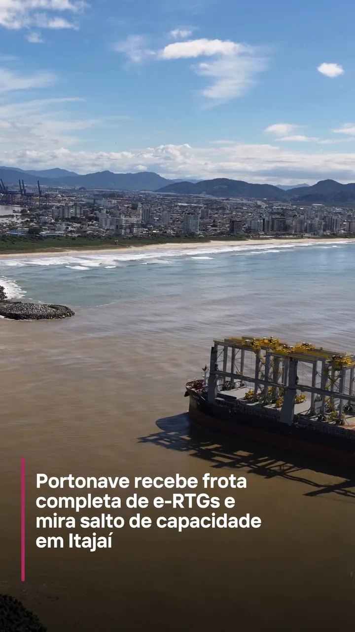 As sete últimas unidades desembarcaram nesta quinta-feira (24) no Complexo Portuário de Itajaí/Navegantes, a bordo do navio Rui Fu, vindo da Tanzânia. Os sete primeiros equipamentos já haviam chegado 