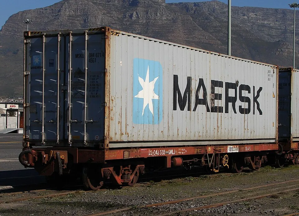 Maersk aplica sobretaxa de 24% no transporte terrestre de contêineres no Canadá