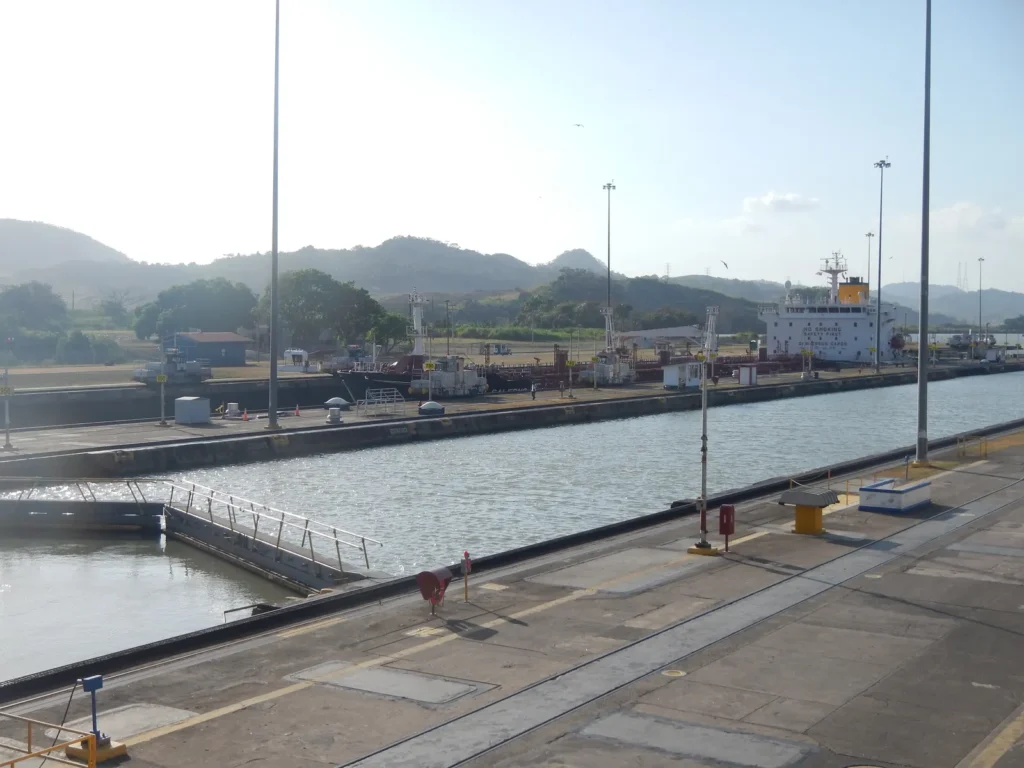 Canal do Panamá eleva capacidade de trânsito após melhora das chuvas